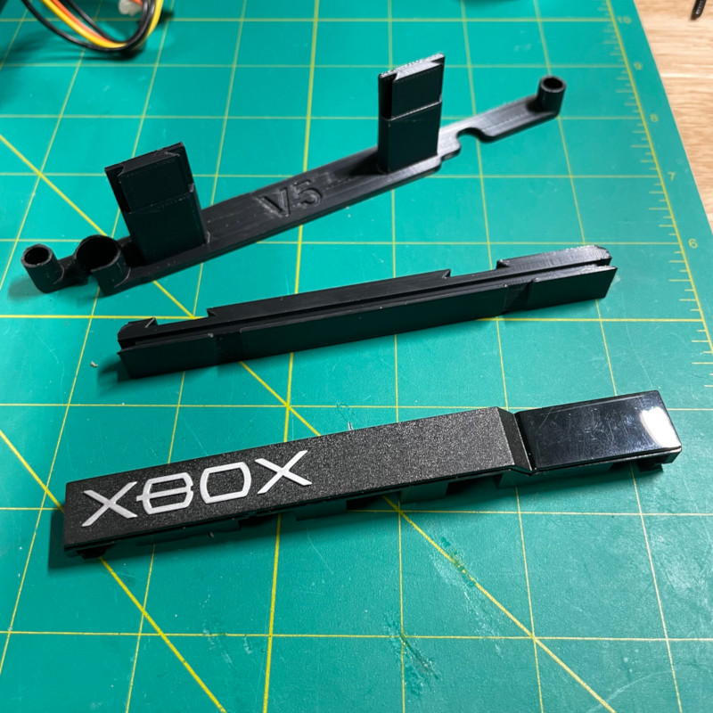 初代XBOX evox 〜トムソン HDD2TB - Cerbios XBOX初代 EVOX化トムソン HDD1TB-Cerbios+3ゲームスポーツ - メルカリ