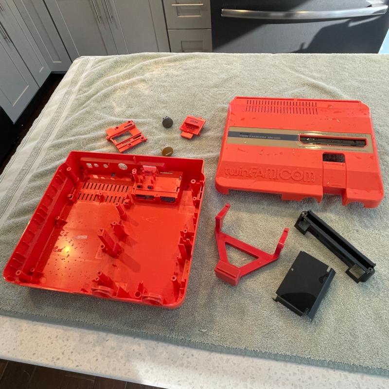 Twin Famicom Services – Jeff's Retro Gaming